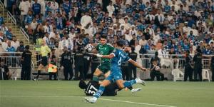 الأهلي يتقدم على الهلال بهدف في الشوط الأول بكلاسيكو الدوري السعودي (فيديو وصور) - أخبار كلمتك