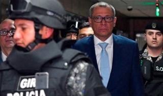 الإكوادور تعلن اعتقال نائب الرئيس السابق من داخل سفارة المكسيك