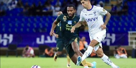 الدوري السعودي، الهلال يضرب الخلود بثلاثية في الشوط الأول (صور) - أخبار كلمتك