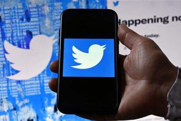 تويتر يرفع الحظر عن حسابات حكومية روسية بعد تسريب وثائق سرية خاصة بالحرب
