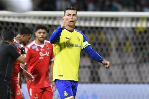 رونالدو يسجد بعد تسجيل هدف مع النصر بالدوري السعودي (فيديو)