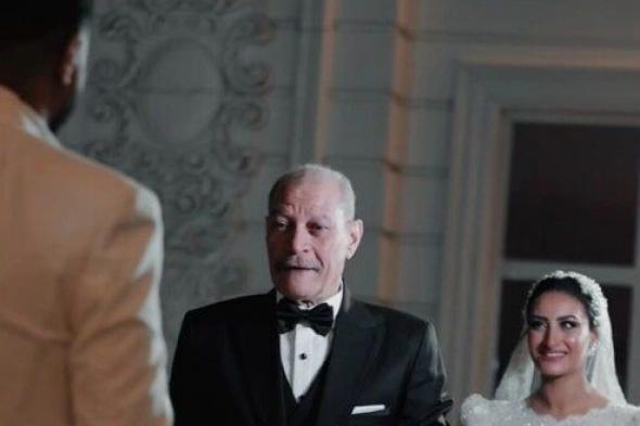 «أبو موتة».. حمدي هيكل يعيد أشهر مشهد من «فول الصين العظيم» في زفاف ابنته