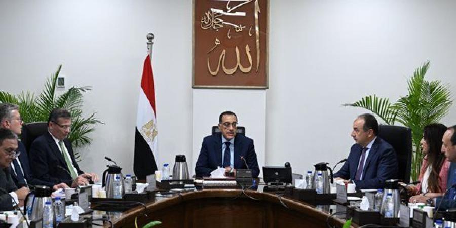 بعد توفير الغاز الطبيعي، مدبولي يتابع موقف إنتاج الأسمدة بعد استئناف عمل المصانع - أخبار كلمتك