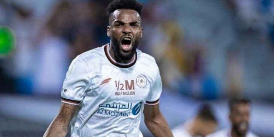 عاجل.. الزمالك يحصل على توقيع الجابوني أرون بوبيندزا «خاص» - أخبار كلمتك