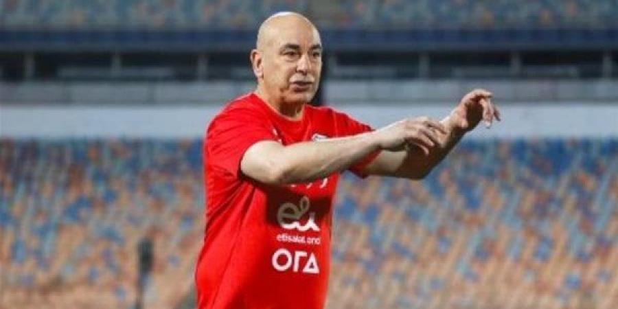 شاهد، عصبية حسام حسن في مباراة منتخب مصر وموريتانيا - أخبار كلمتك