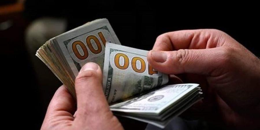 تراجع سعر الدولار مقابل الجنيه بالبنك المركزى مساء اليوم الأحد - أخبار كلمتك