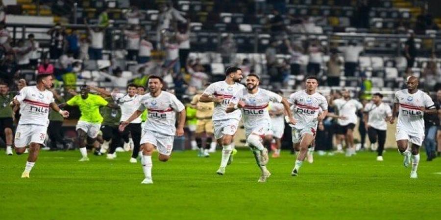 الرياضة -   08:52  - تطورات جديدة في أزمة ثلاثي الزمالك بالإمارات «فيديو» - أخبار كلمتك