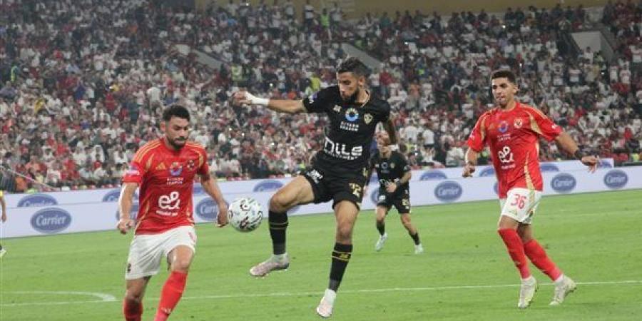 شاهد، احتفالات لاعبي الأهلي بعد التتويج بالسوبر المصري على حساب الزمالك - أخبار كلمتك