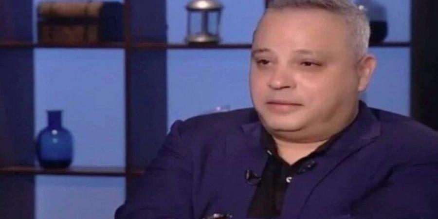 مشاهير العرب - «عاجز عن تخفيف آلامه».. تامر عبد المنعم يكشف تفاصيل إصابة والده بـ وعكة صحية - أخبار كلمتك